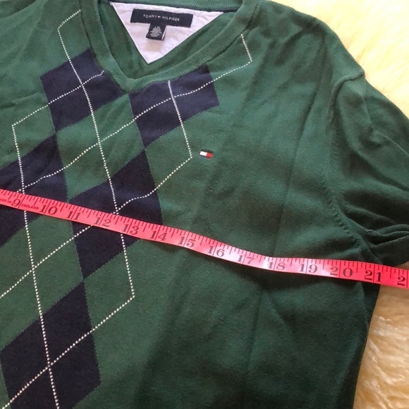 Tommy Hilfiger sweater - Picture 6 of 11